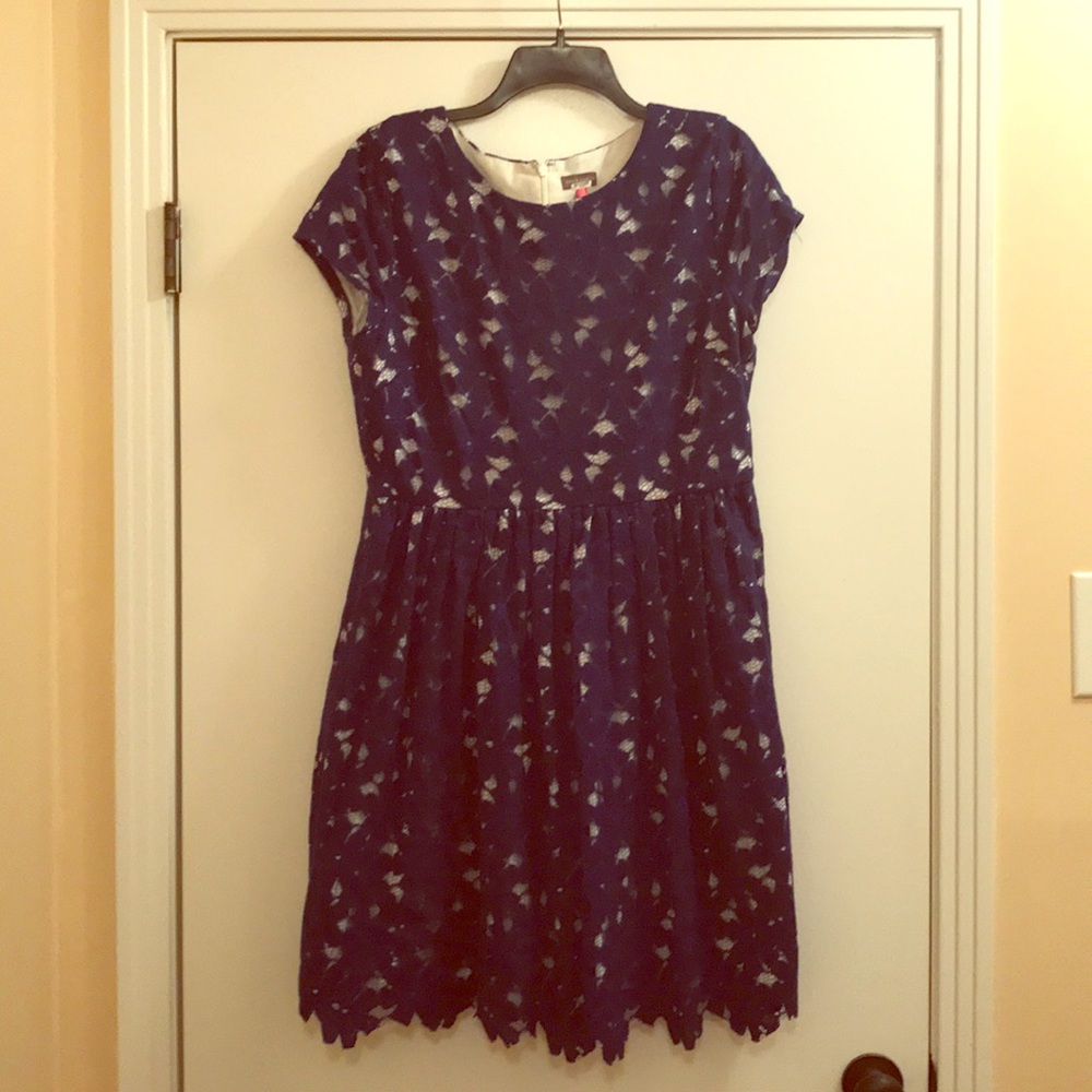 Cute lace dress!